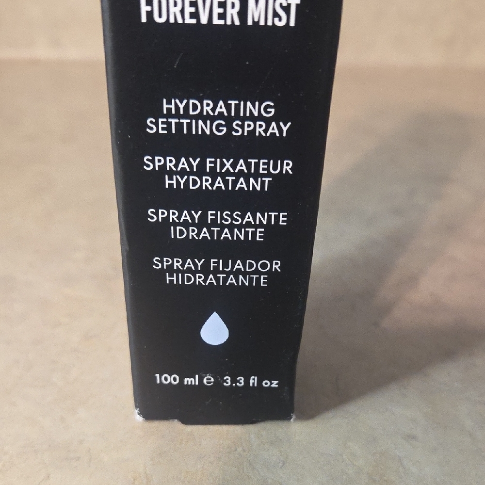 Danessa Myricks Beauty Dewy Forever Mist Setting Spray 3.3 Fl.oz 100 ml - Picture 3 of 5